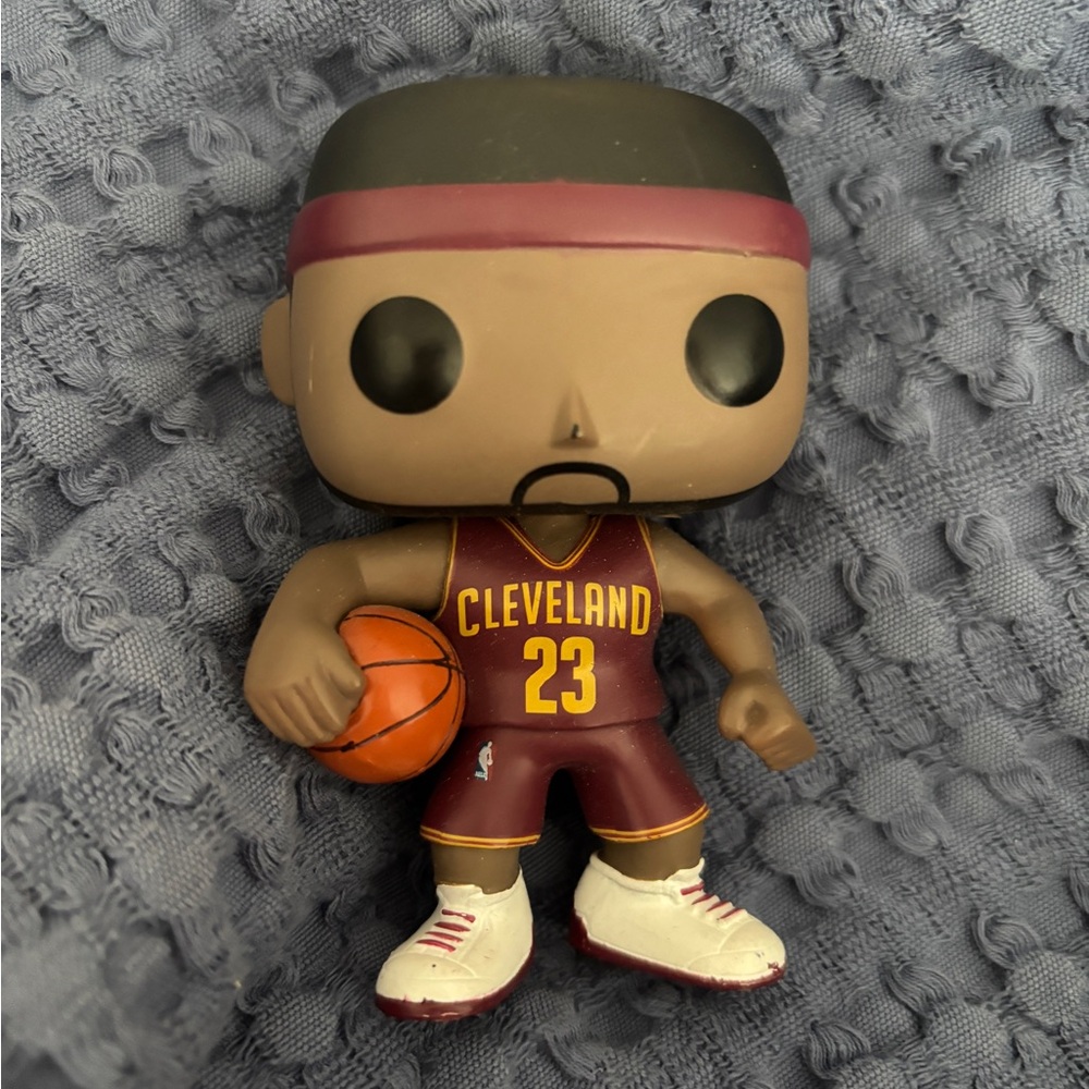 LeBron James Funko Pop - Cleveland